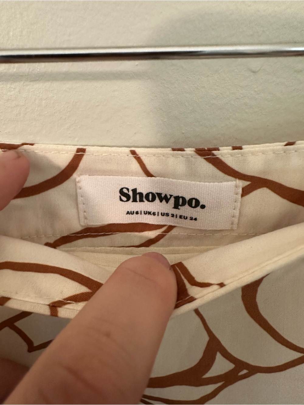 Showpo floral maxi skirt 2 - Picture 3 of 3